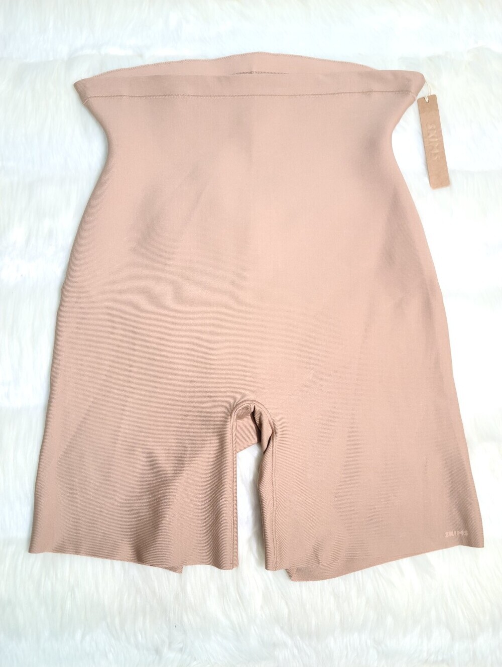 SKIMS Body Core Sculpt Zoned Mid Rise Shorts Tan Sienna Women XL NEW